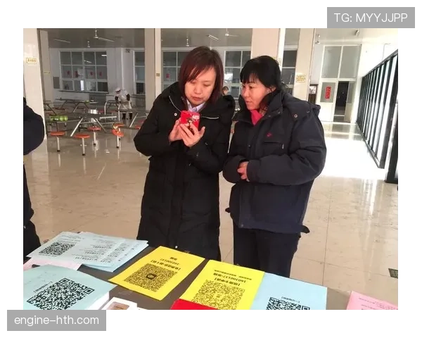 张楠刷信用卡那一刻，店员和我都愣住了